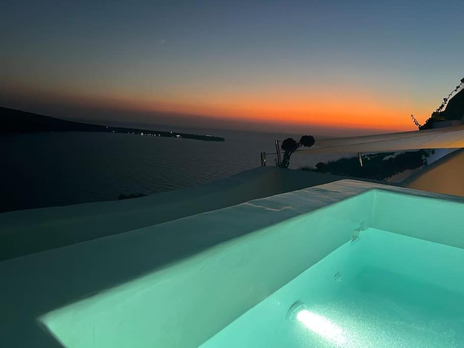 Lioyerma Cave Villa2 With Private Hot Tub Ия Экстерьер фото